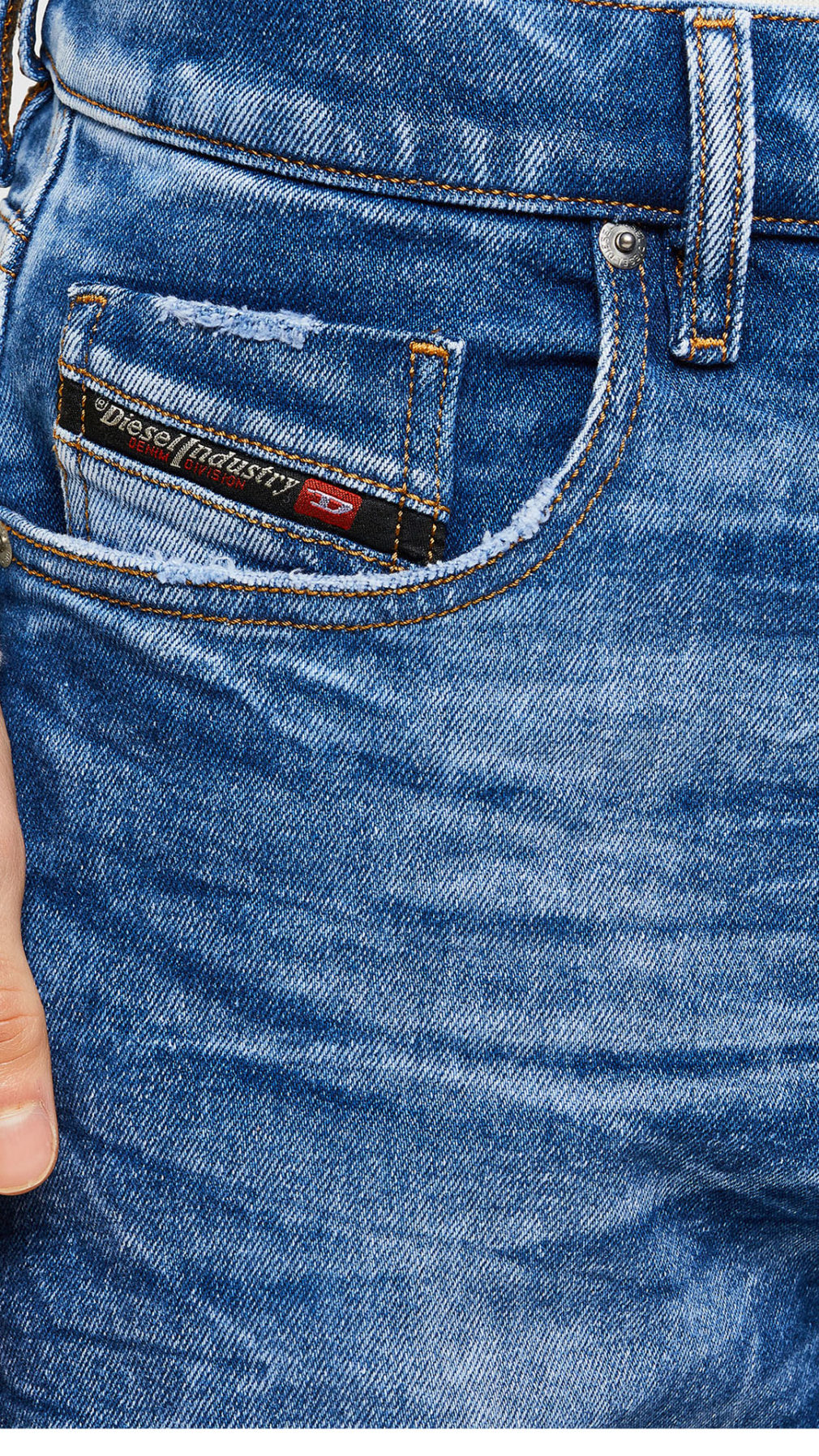 Jeans diesel slim fit lavado medio