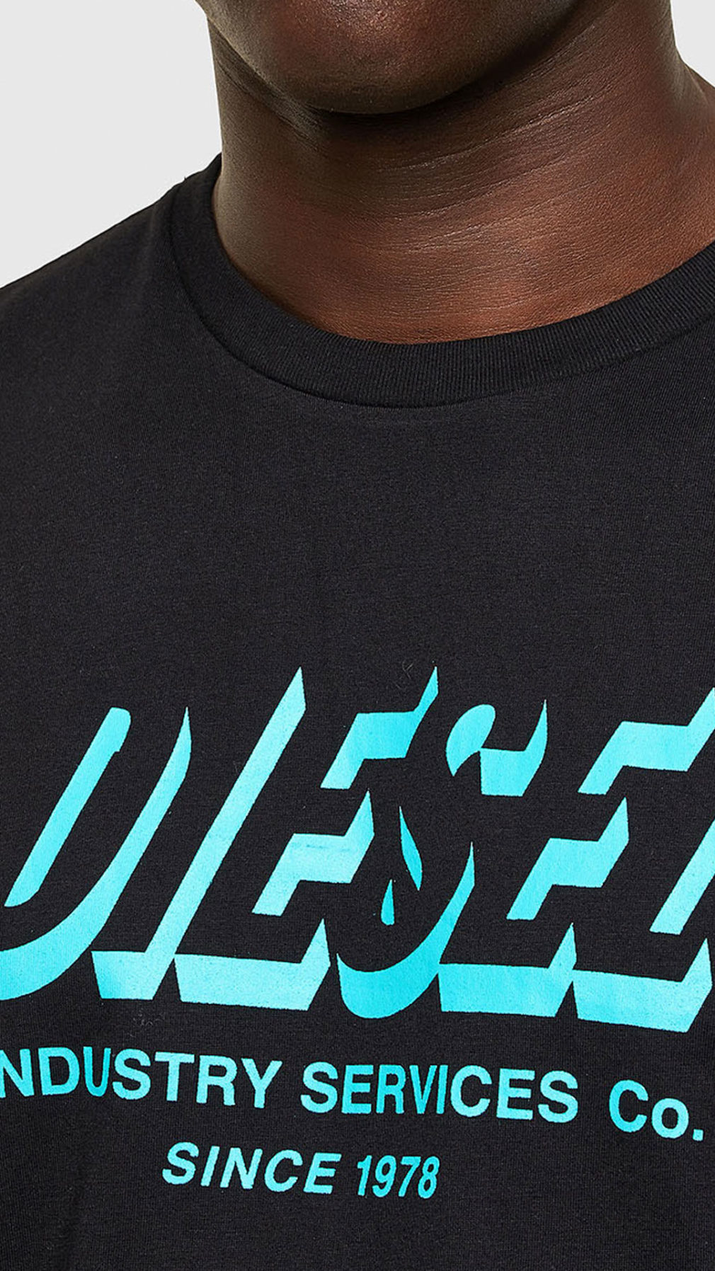 Camiseta diesel manga corta con logo