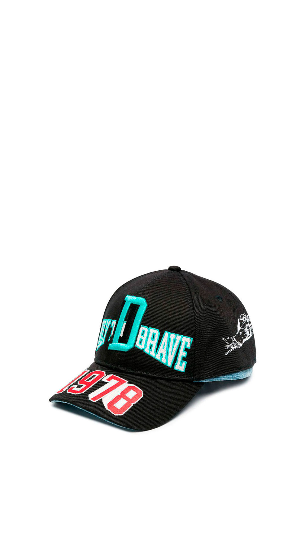 Gorra diesel con letras bordadas