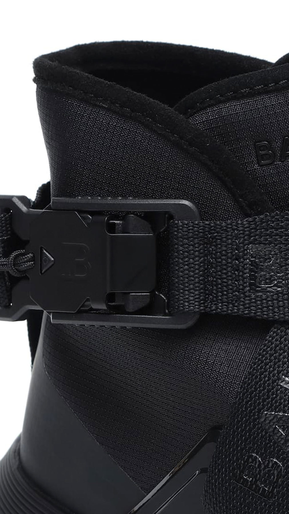Deportiva balmain alta con tiras logo grabado