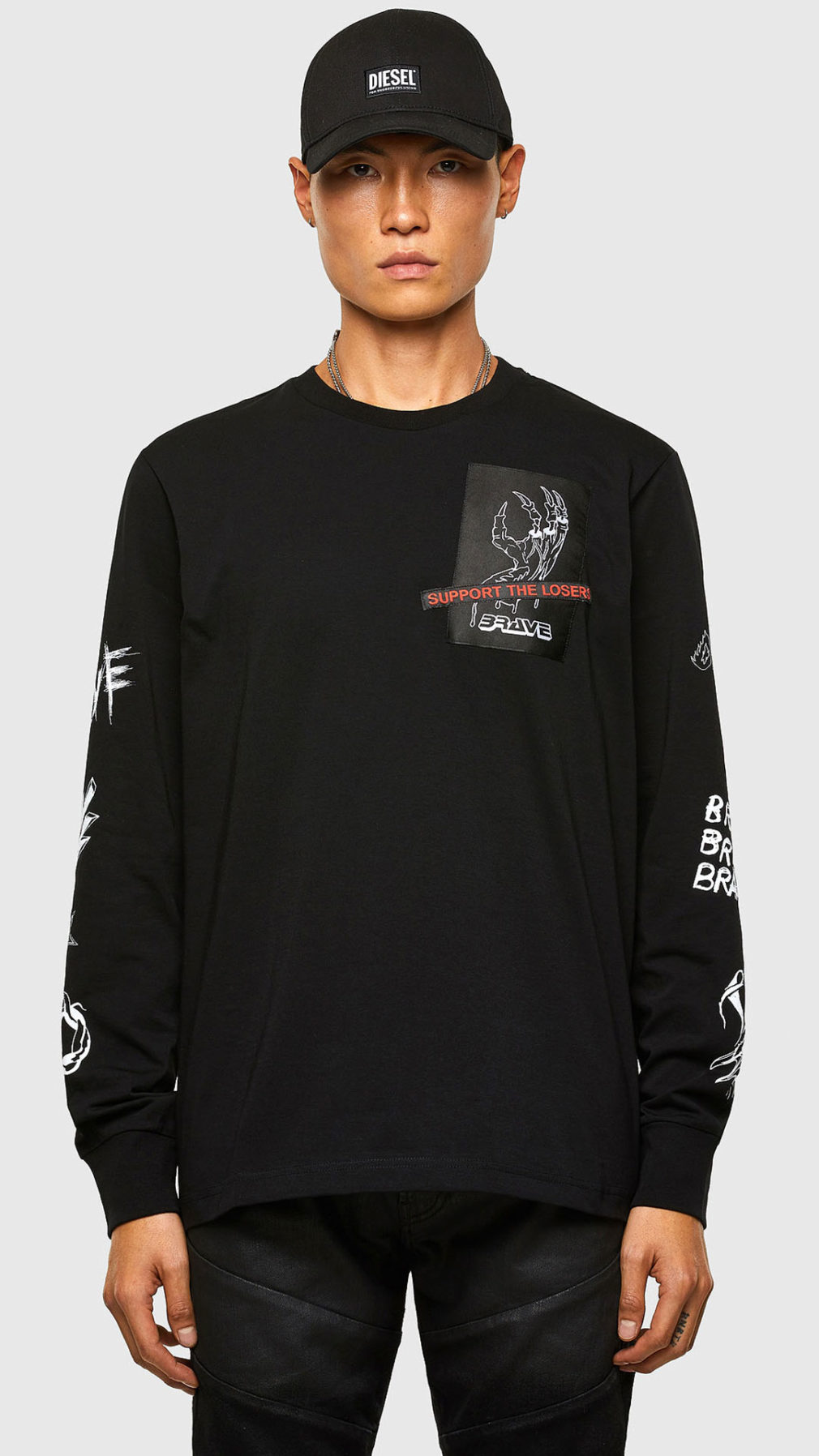 Camiseta diesel manga larga con estampado.
