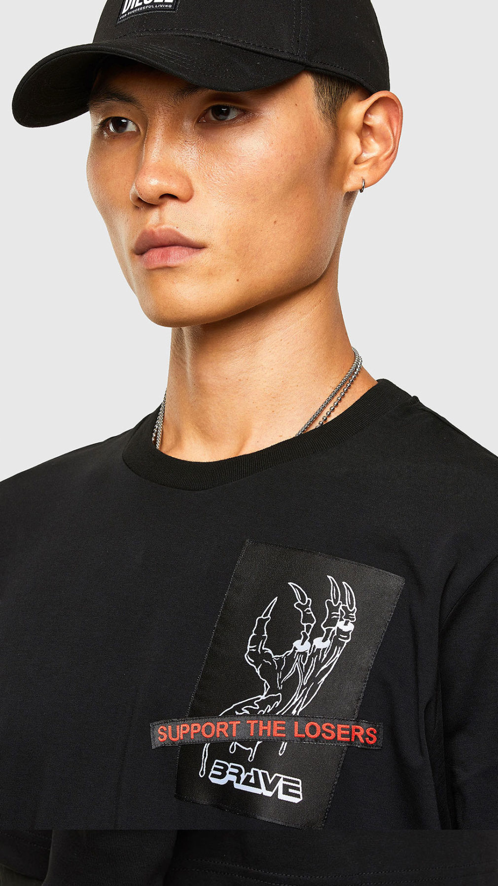 Camiseta diesel manga larga con estampado.