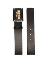 Cinturón Moschino con logo en relieve dorado en placa