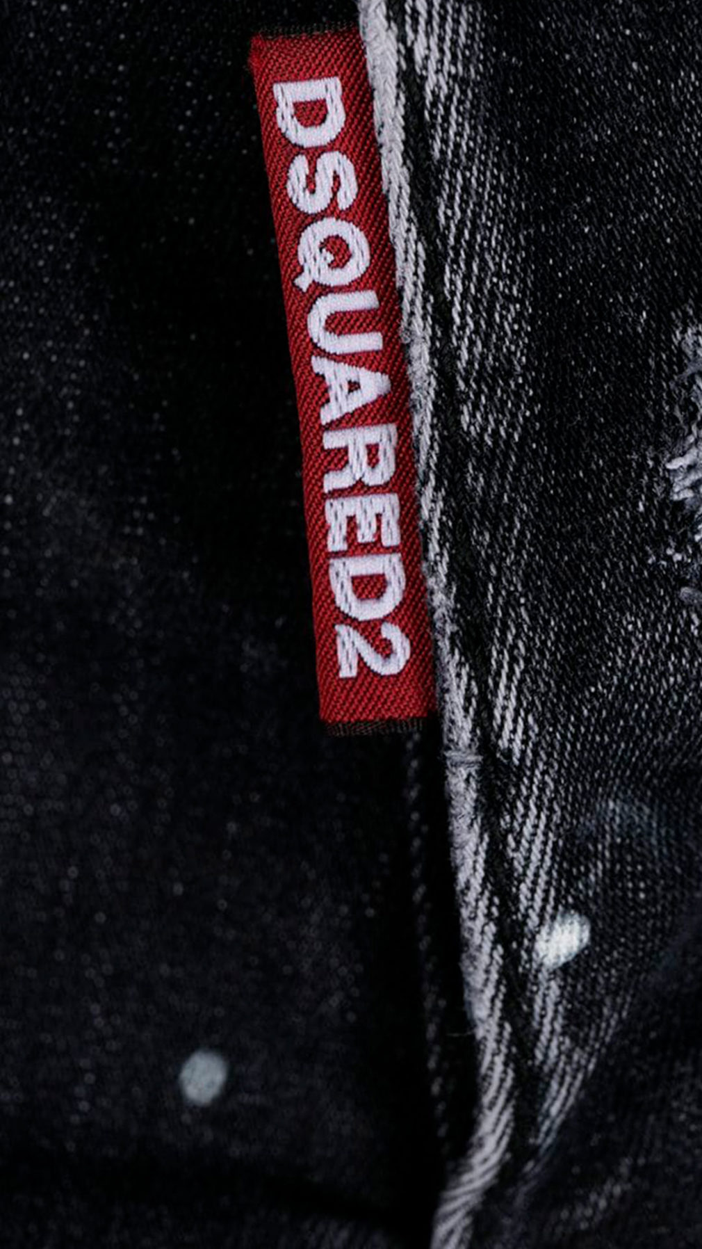Jeans slim dsquared2 desgastado con manchas de pintura