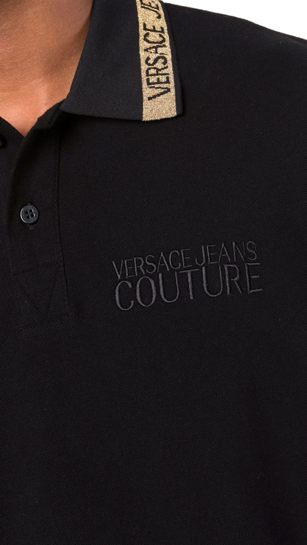 Polo Versace Jeans Couture con logo en ribetes dorados