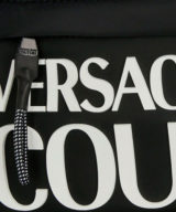 Mochila Versace Jeans Couture con logo estampado en relieve en la parte delantera