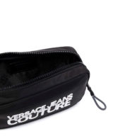 Riñonera Versace Jeans Couture con logo en relieve parte delantera