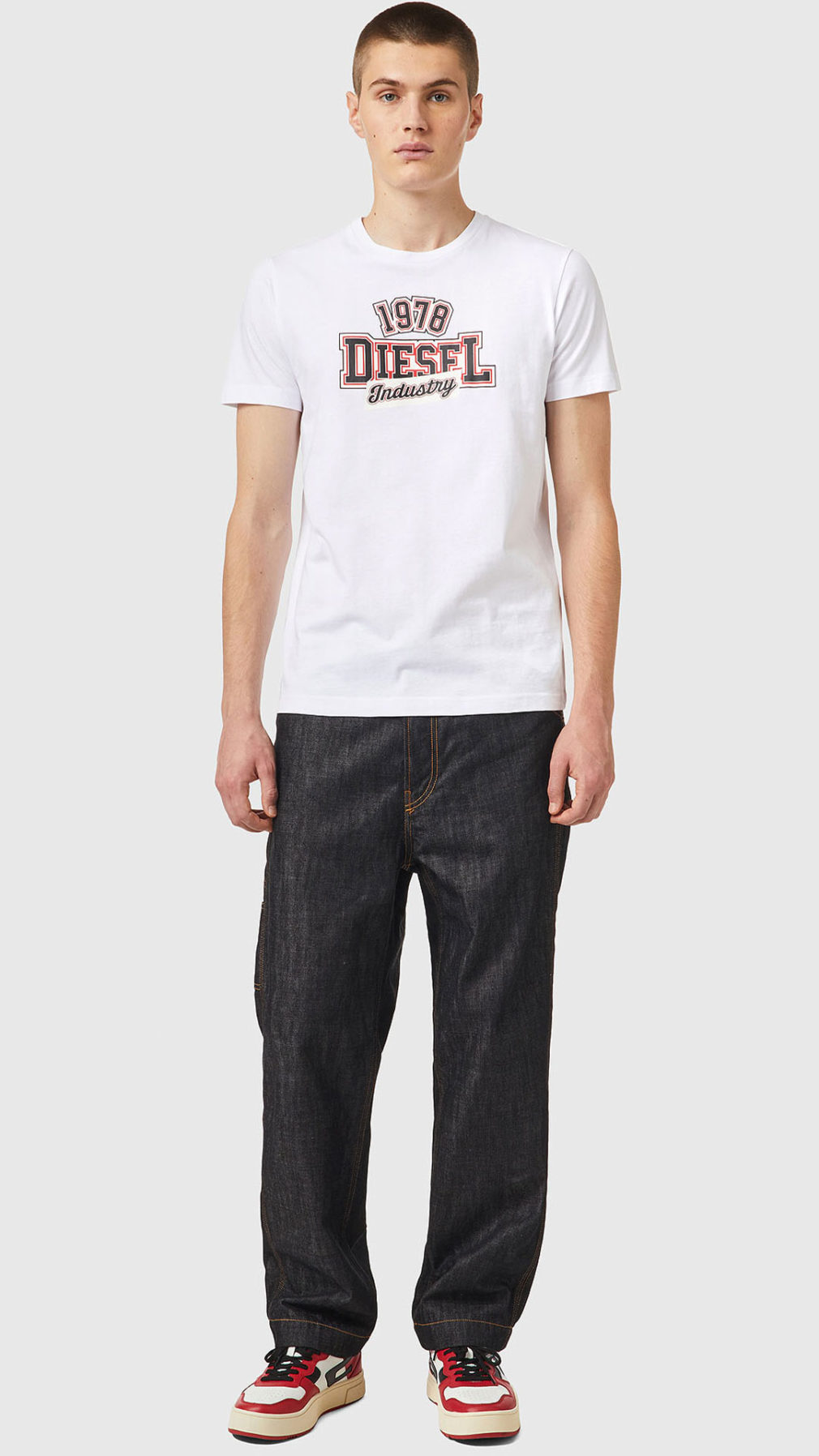 Camiseta Diesel con logo parte delantera