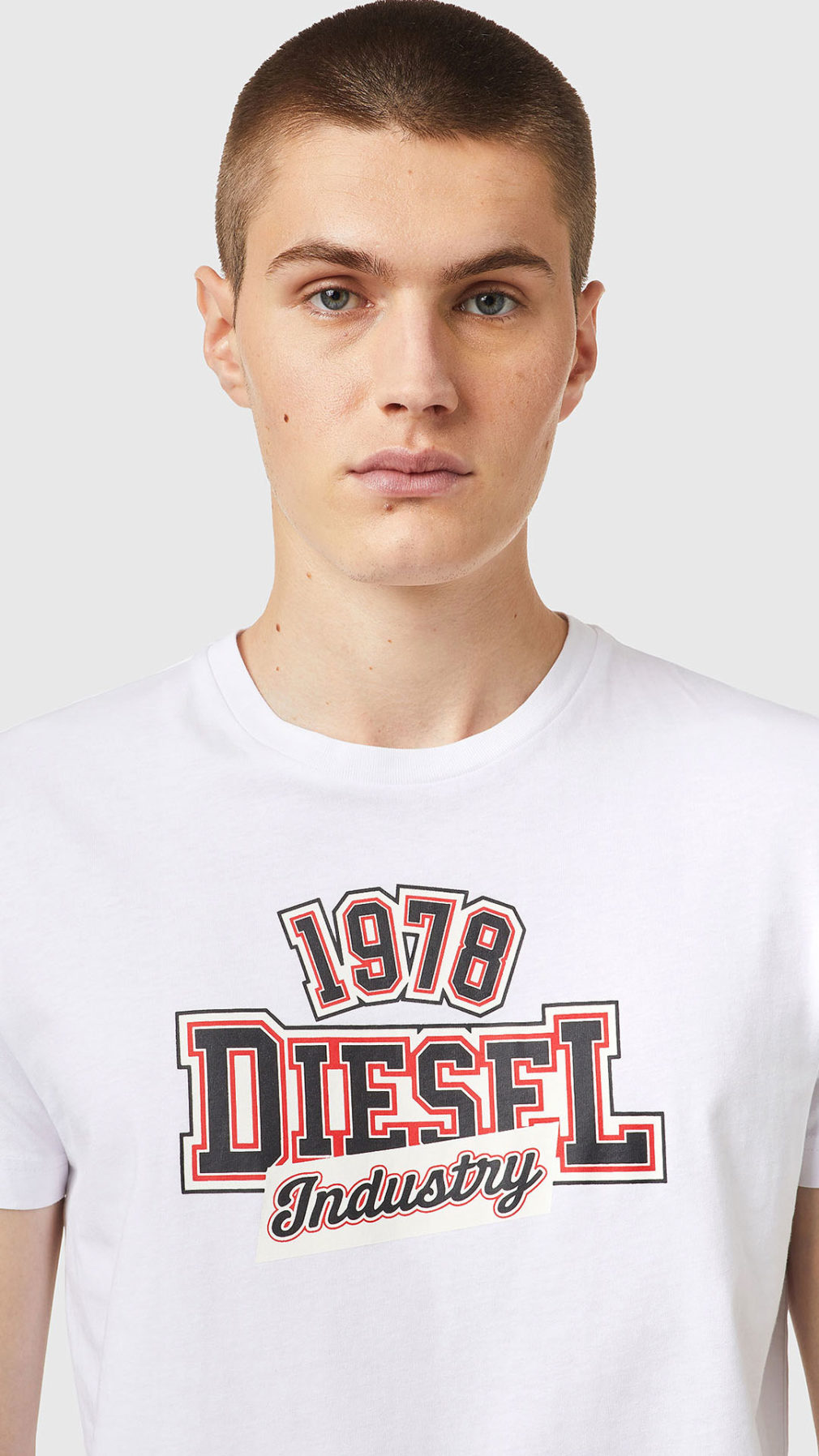 Camiseta Diesel con logo parte delantera
