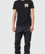 Camiseta Diesel con logo en la parte trasera