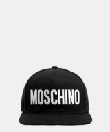 Gorra Moschino logo bordado en la parte delantera
