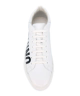 Deportiva Moschino con logo latera