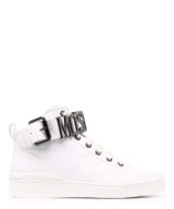 Deportiva Moschino altas con logo de letras plateadas