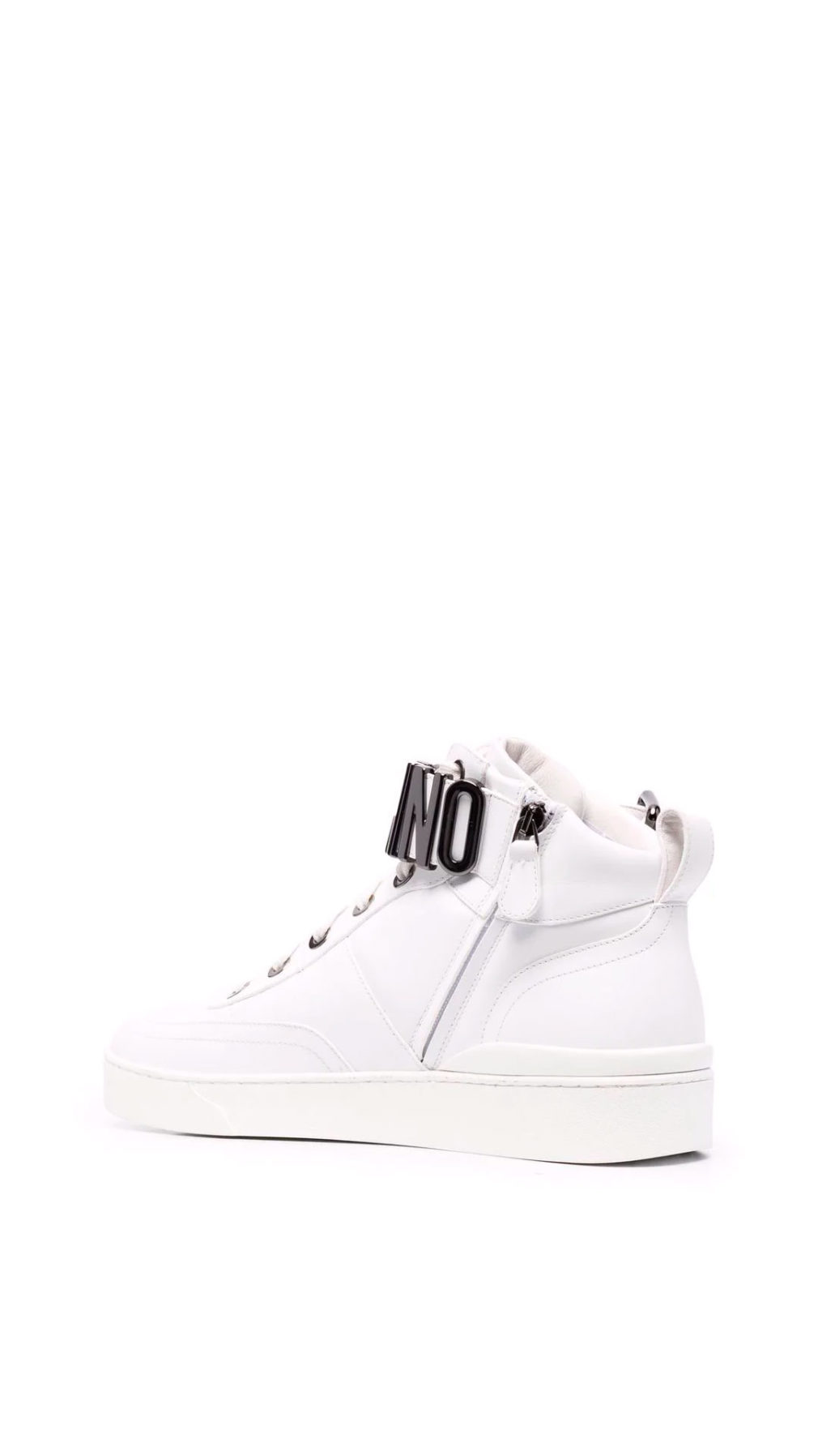 Deportiva Moschino altas con logo de letras plateadas