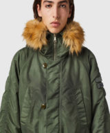 Parka Diesel oversize de nailon tratado