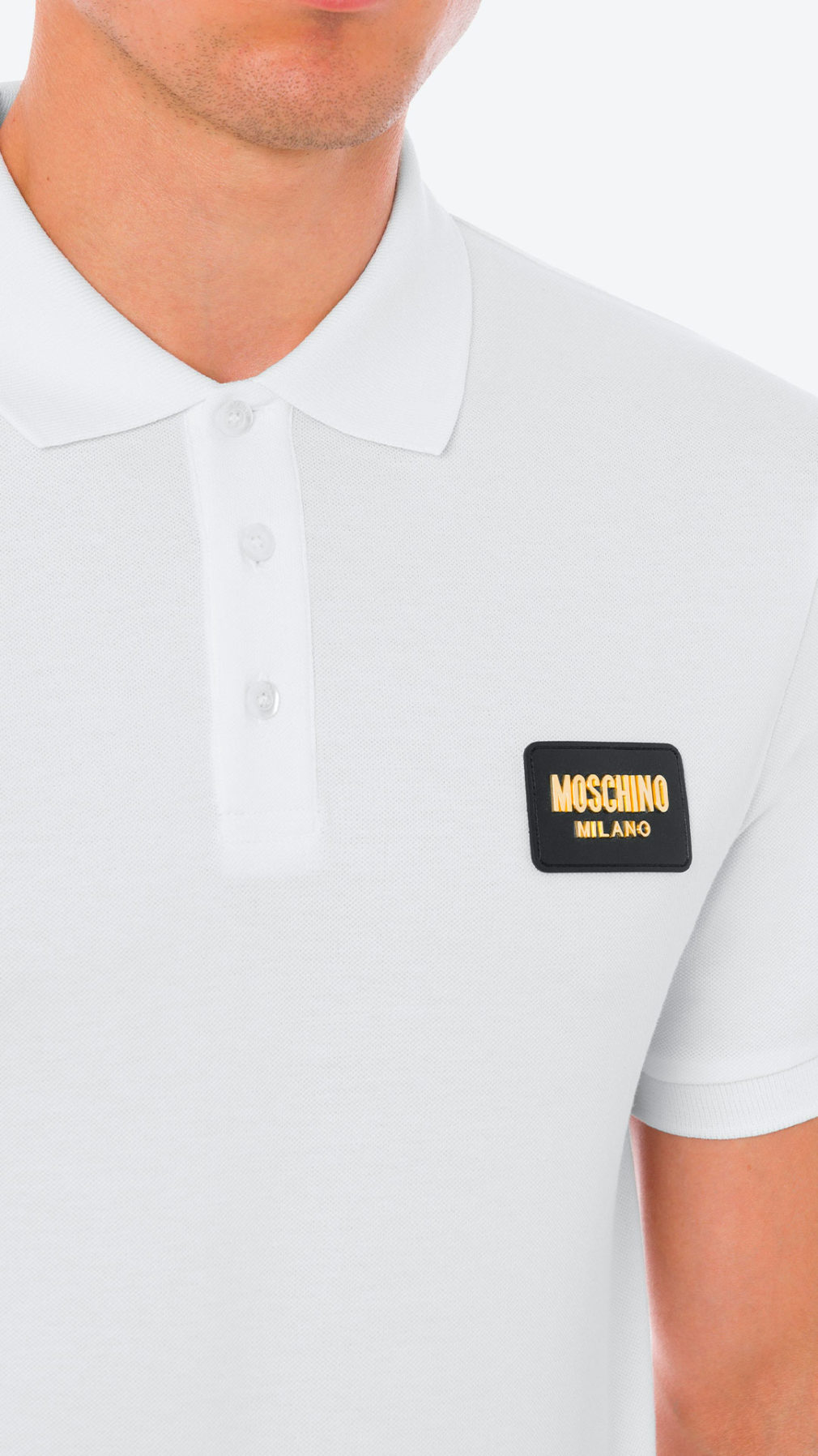 Polo Moschino placa con logo
