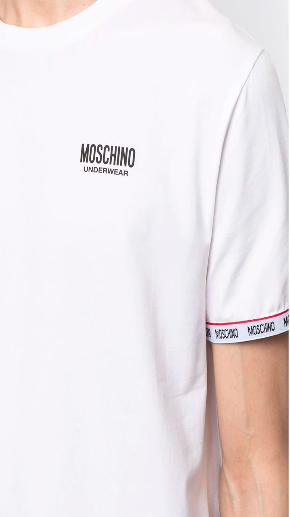 Camiseta Moschino con logo en cinta