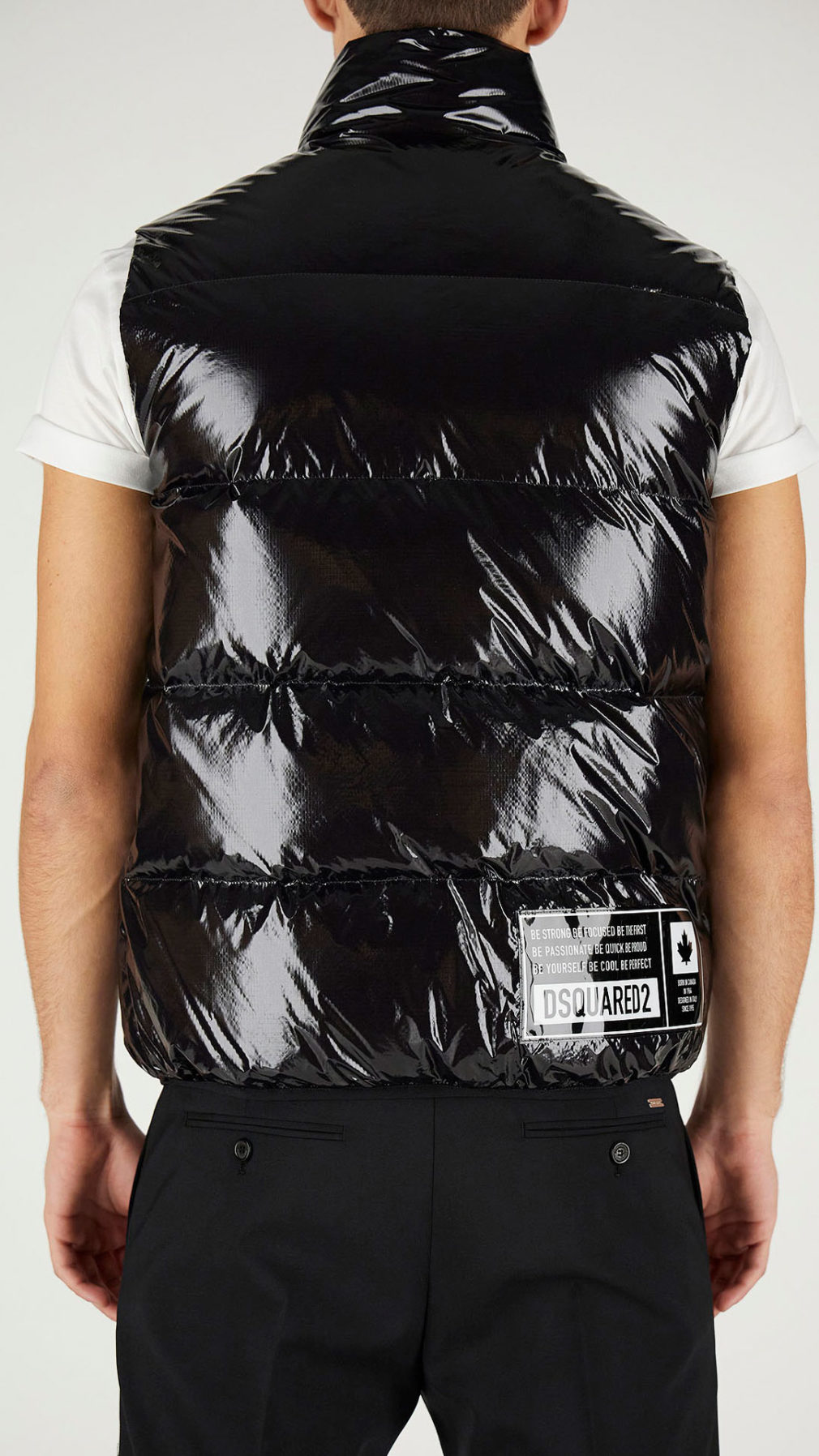 Chaleco Dsquared2 acolchada brillante.
