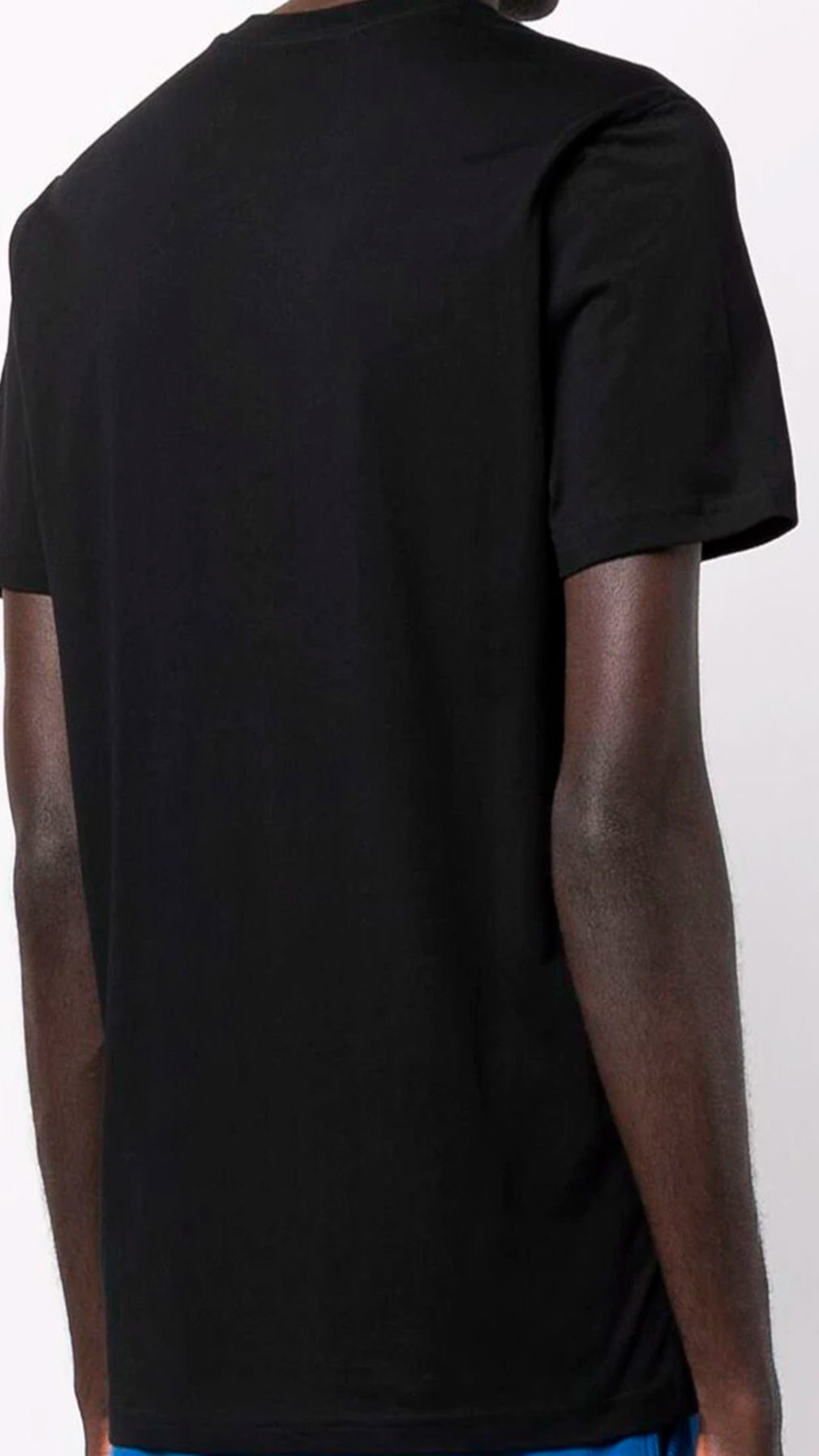 Camiseta Moschino Teddy con logo en pecho
