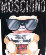 Camiseta Moschino Teddy con logo en pecho