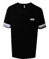 Camiseta Moschino con logo en la parte delantera