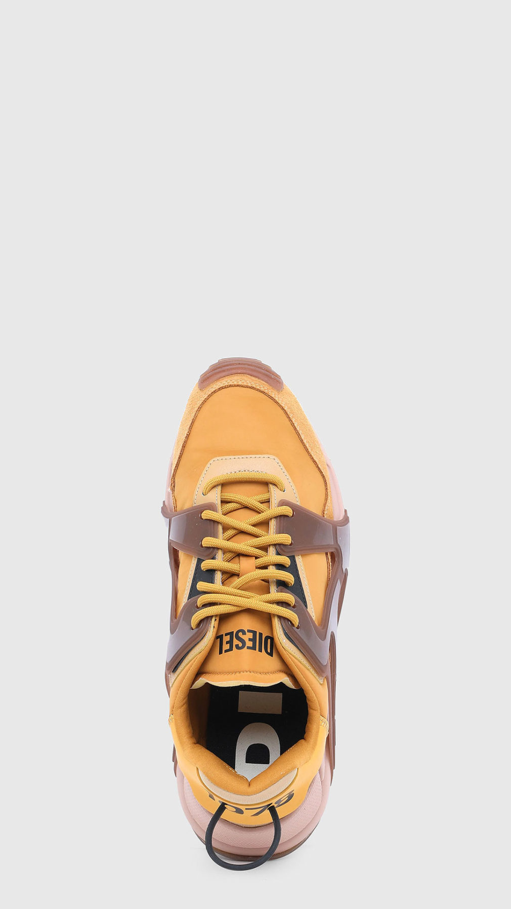 Deportiva Diesel baja con logotipo