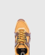 Deportiva Diesel baja con logotipo