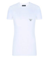 Camiseta Emporio Armani con logo en la parte delantera y parte trasera