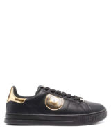 Deportiva Versace Jeans Couture con placa del logo en oro en el lateral