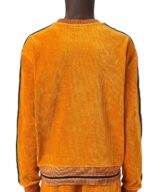 Sudadera Diesel presenta un parche con el logotipo ‘D’ bordado en la parte delantera y bandas de denim en las mangas