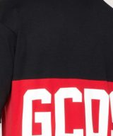 Camiseta negra GCDS con logo estampado