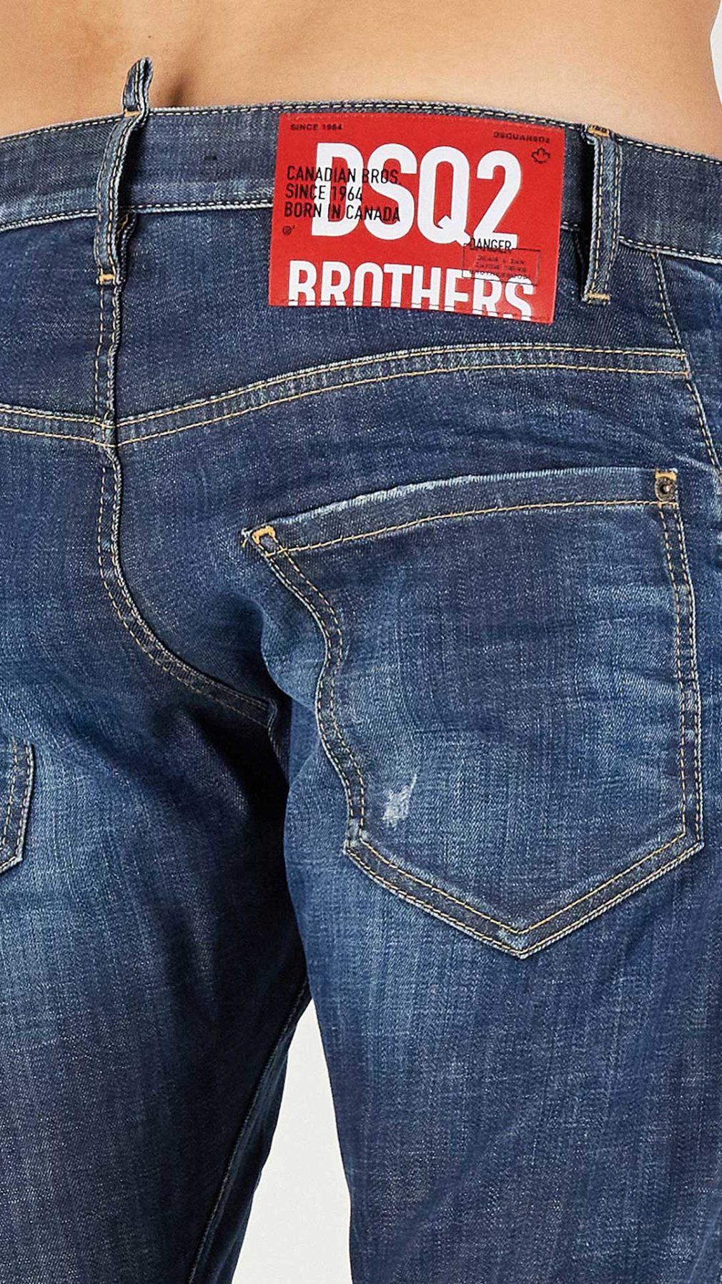 Jeans Sexy Twist Dsquared2 etiqueta roja logo DSQ2 Brothers