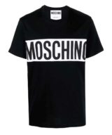 Camiseta negra de Moschino con banda en contraste y maxilogo estampado