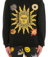 Sudadera Moschino con capucha y estampado en la parte delantera