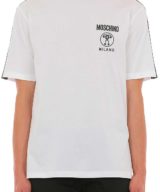 Camiseta blanca Moschino con logo Double Question Mark en la parte delantera y bandas laterales en las mangas