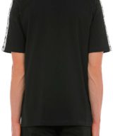 Camiseta negra Moschino con logo Double Question Mark en la parte delantera y bandas laterales en las mangas