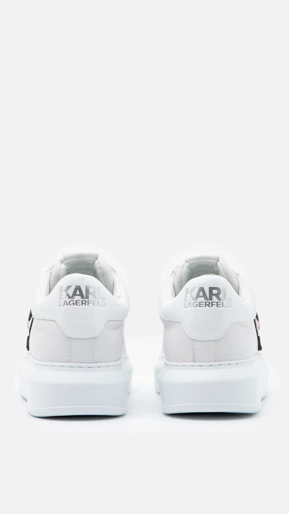 Deportiva Karl Lagerfeld con diseño de KARL en el lateral