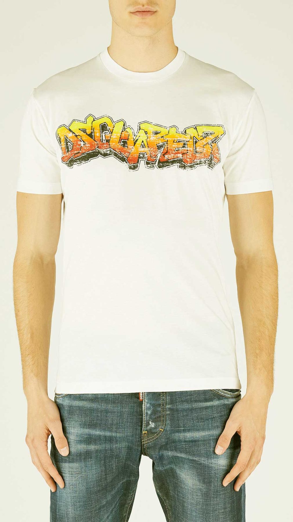Camiseta blanca Dsquared2 con logo grafiti en la parte delantera