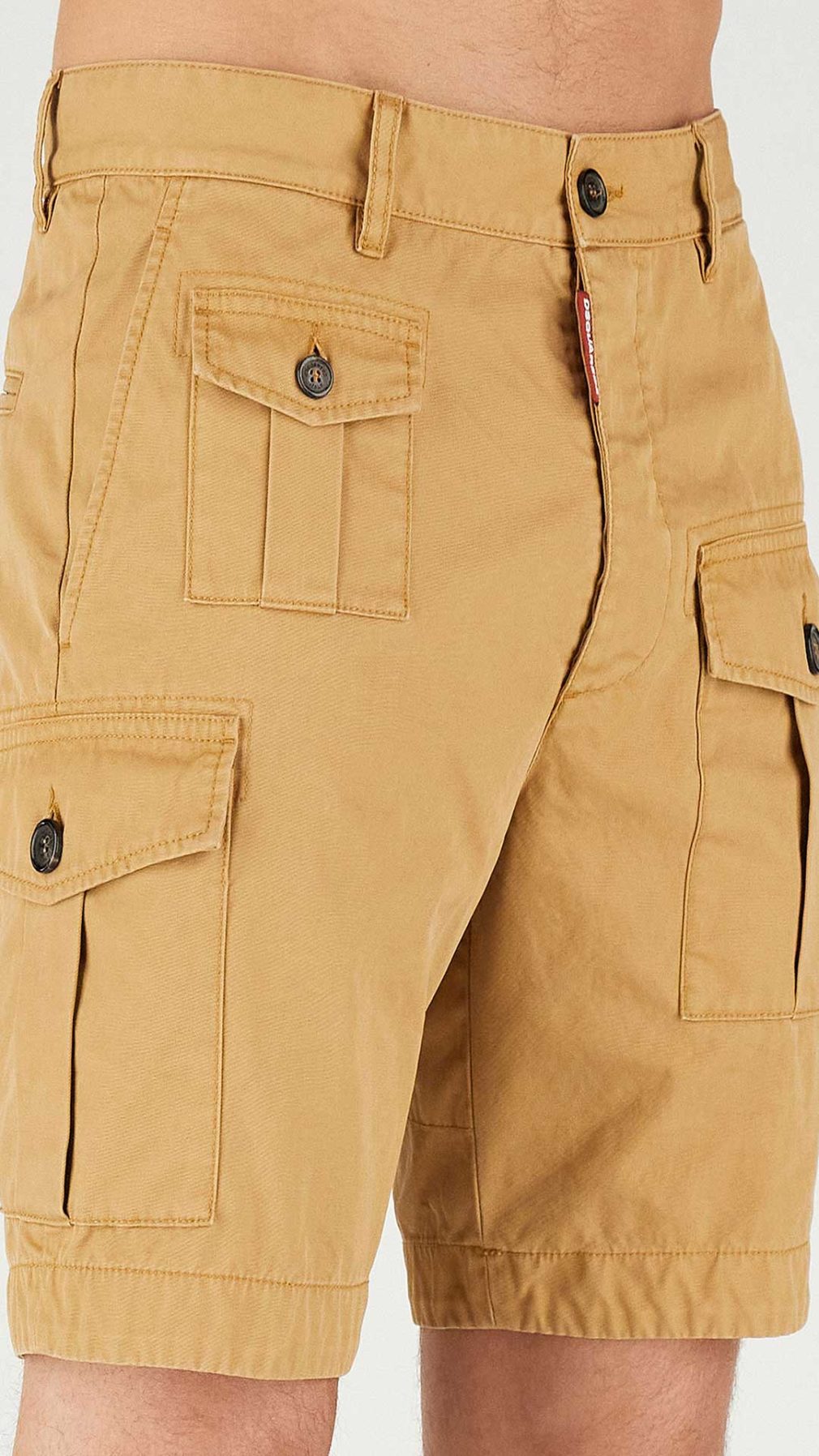 Pantalón corto Dsquared2 cargo marine en camel