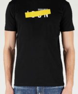 Camiseta negra Dsquared2 con logotipo en la parte delantera