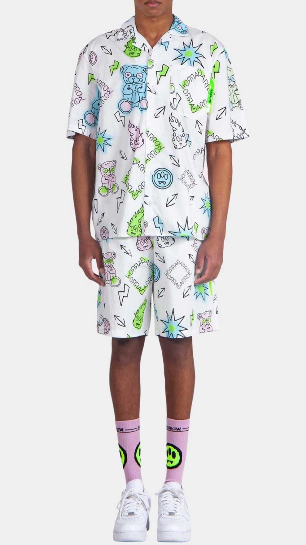Pantalón corto blanco Barrow  con estampado en toda la pieza