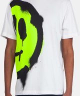 Camiseta blanca Barrow con serigrafía en el lado izquierdo