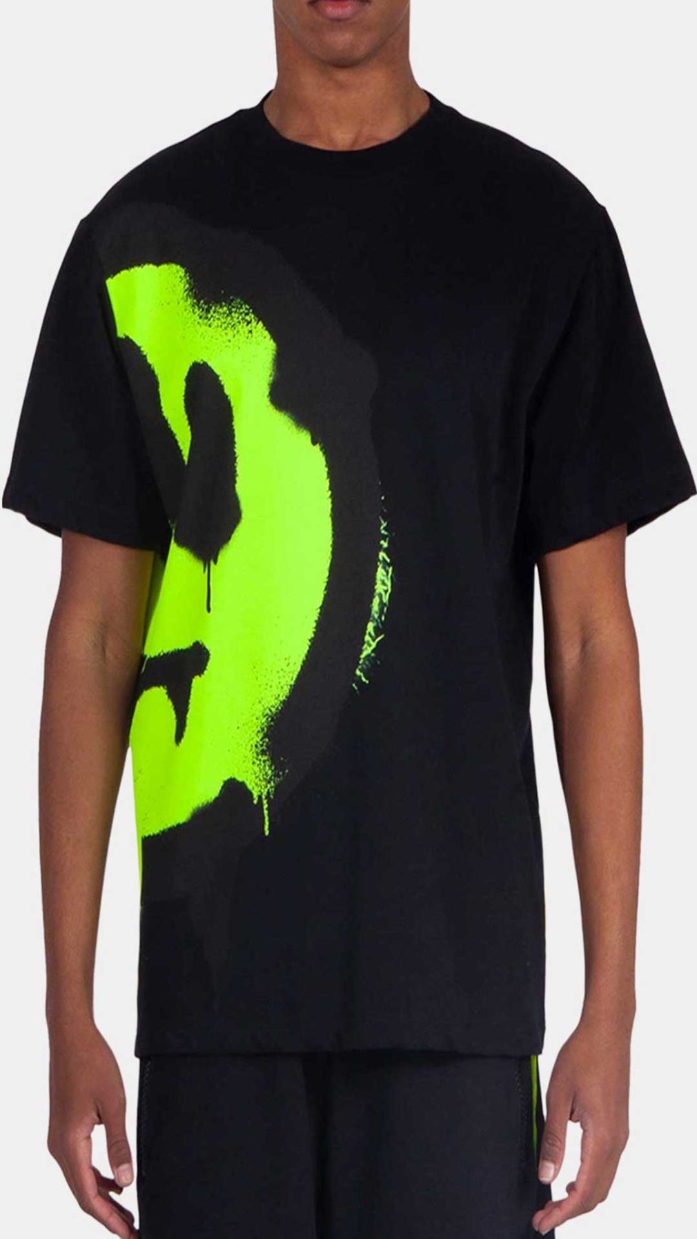 Camiseta negra Barrow con serigrafía en el lado izquierdo