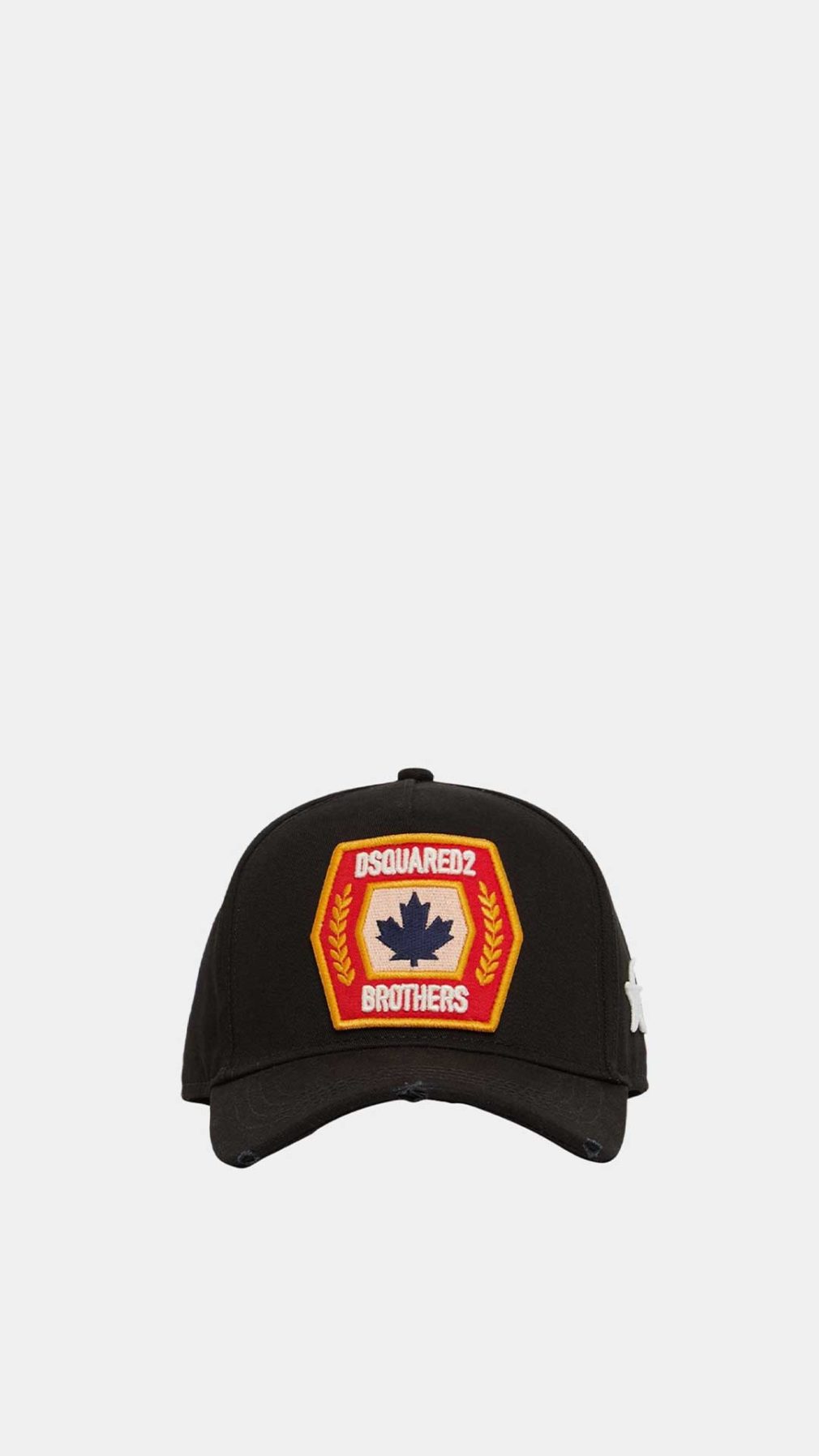 Gorra negra Dsquared2 con logo parte delantera