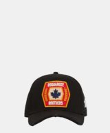 Gorra negra Dsquared2 con logo parte delantera