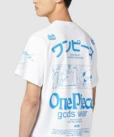 Camiseta blanca GCDS con estampado de ONE PIECE
