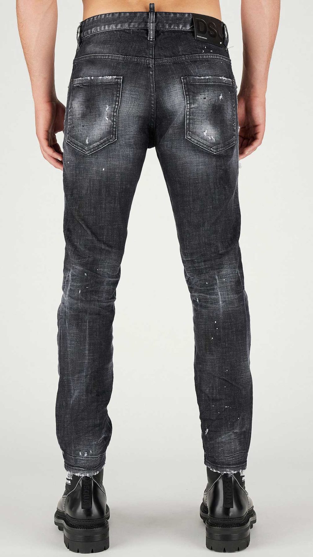 Jeans Skater Dsquared2 etiqueta negra con logotipo