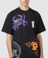 Camiseta negra GCDS con estampado del logo en la parte delantera y parte posterior