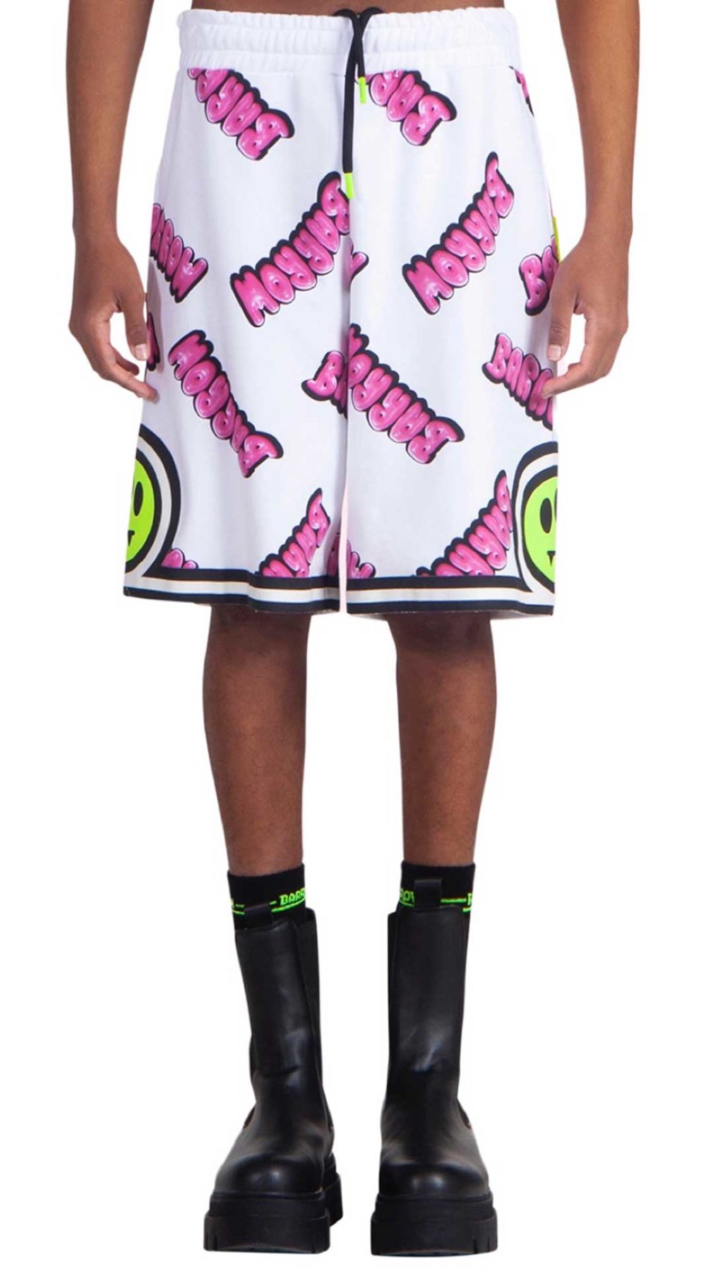 Pantalón corto blanco Barrow con estampado del logotipo en toda la pieza