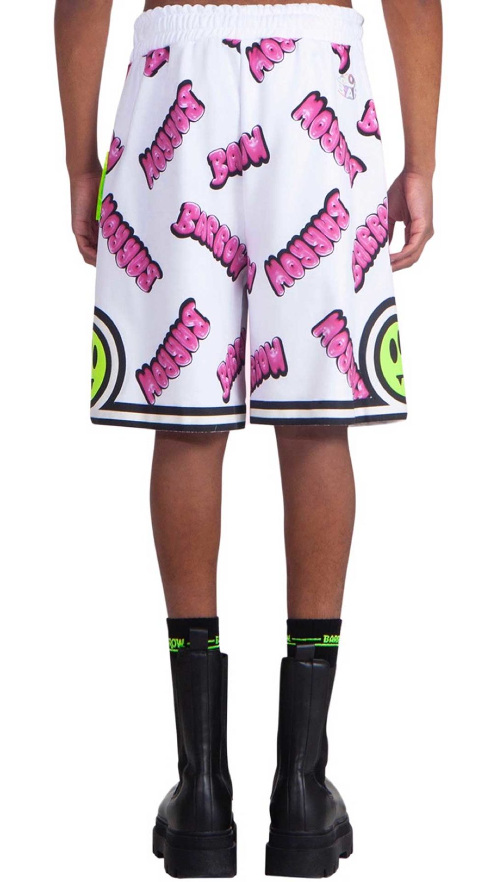 Pantalón corto blanco Barrow con estampado del logotipo en toda la pieza